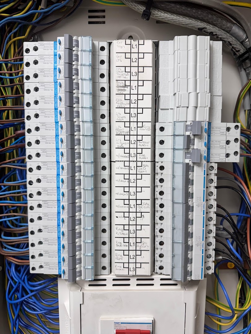 Electricians Nottingham Limited · Photos 4